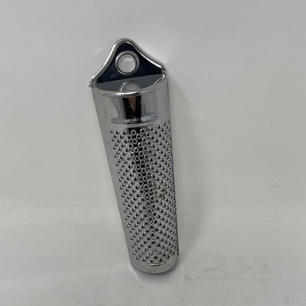Stainless Steel Nutmeg Ginger Garlic Grater Storage Compartment Silver Tone